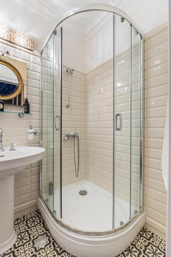 Krone Apartment Brasov Luaran gambar